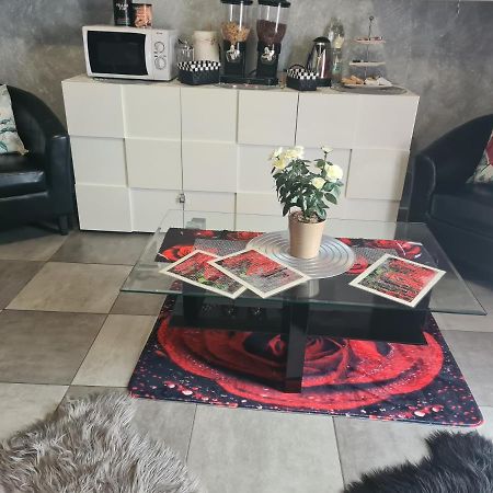 Petalo Rosso Apartamento Pegognaga Exterior foto