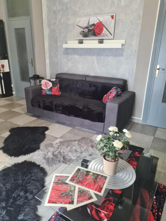 Petalo Rosso Apartamento Pegognaga Exterior foto