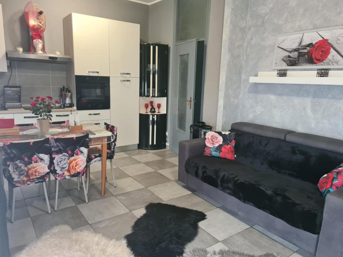 Petalo Rosso Apartamento Pegognaga Exterior foto